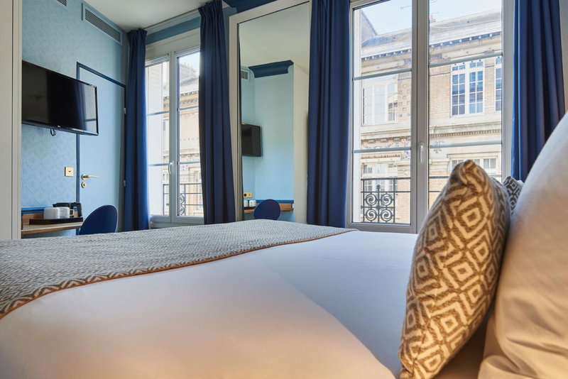 Hotel de Neuve by Happyculture, Paris, France