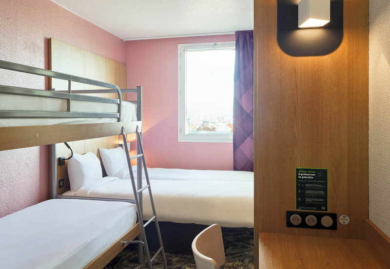 B&B HOTEL Paris Porte de la Villette, Pantin, France