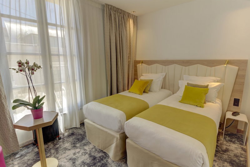 Best Western Plus Hotel Comedie Saint-Roch, Montpellier, France