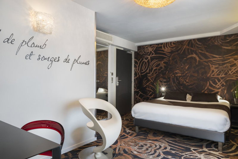 Le Bon Hôtel, Neuilly-sur-Seine, France
