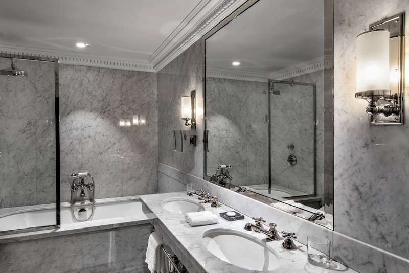 Hôtel de Berri Champs-Élysées, a Luxury Collection Hotel, Levallois-Perret, France