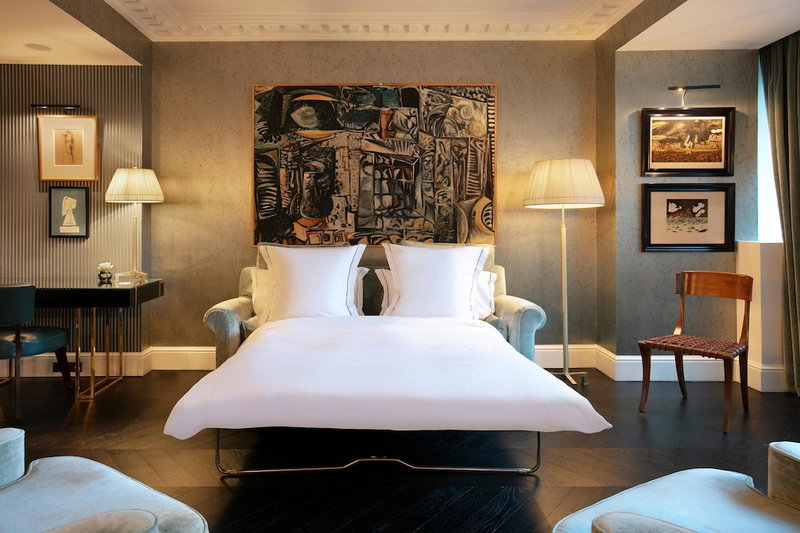 Hôtel de Berri Champs-Élysées, a Luxury Collection Hotel, Levallois-Perret, France