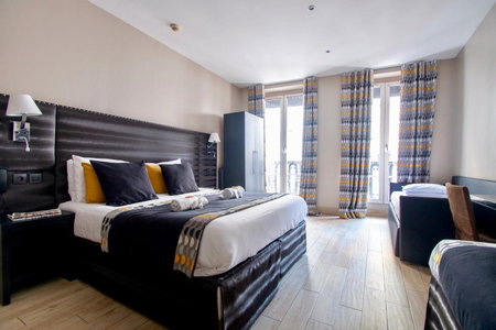 Hotel Migny Opéra Montmartre, Saint-Ouen, France