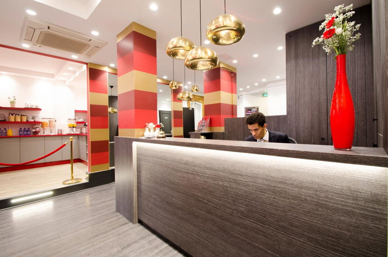 Hotel Migny Opéra Montmartre, Saint-Ouen, France