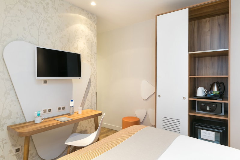 Hôtel Magenta 38 by Happyculture, Paris, France