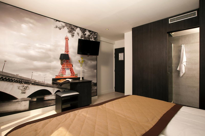 Hôtel Eden Opéra, Clichy, France