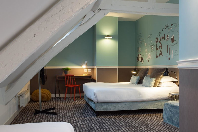 Hôtel des 3 Poussins, Paris, France