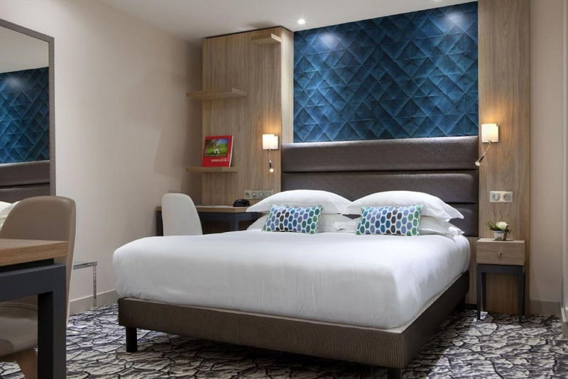 Serotel Suites, Paris, France