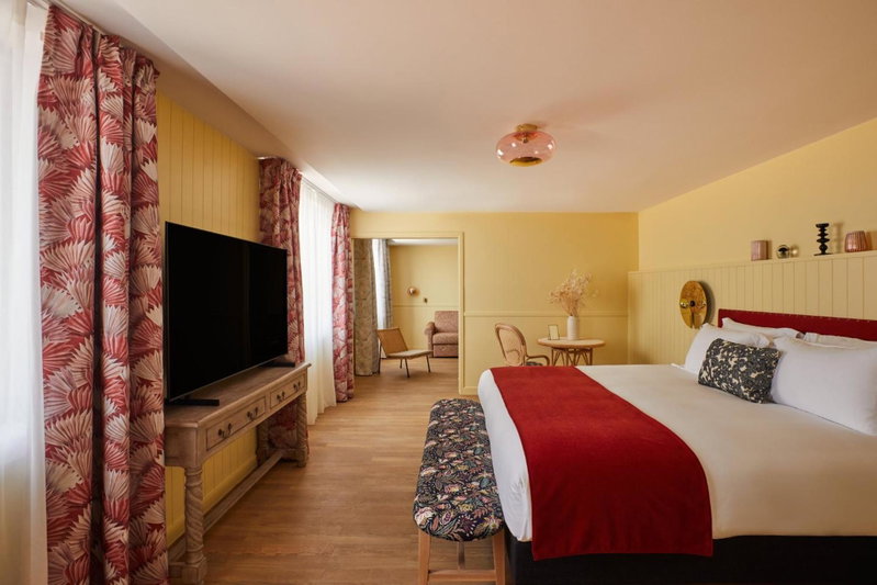 Hotel Indigo Bordeaux Centre Chartrons by IHG, Bordeaux, France