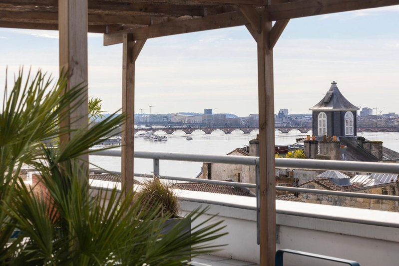 Hotel Indigo Bordeaux Centre Chartrons by IHG, Bordeaux, France