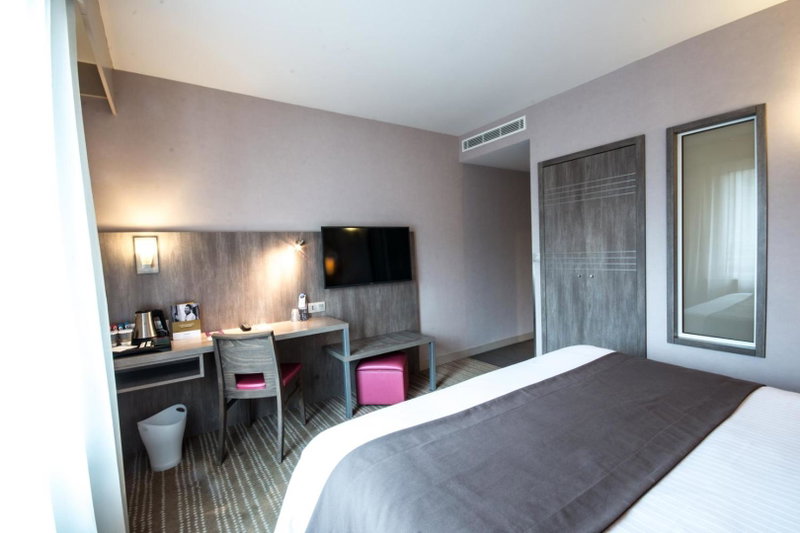 Mercure Dinan Port Le Jerzual, Saint-Malo, France
