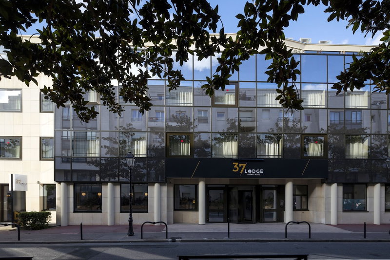 37 Lodge La Défense Courbevoie, Courbevoie, France
