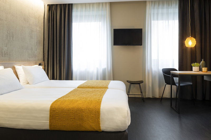 37 Lodge La Défense Courbevoie, Courbevoie, France