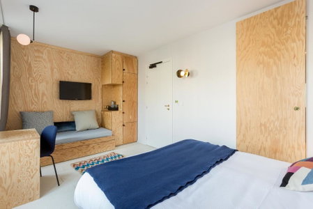 Hôtel Montholon, Paris, France