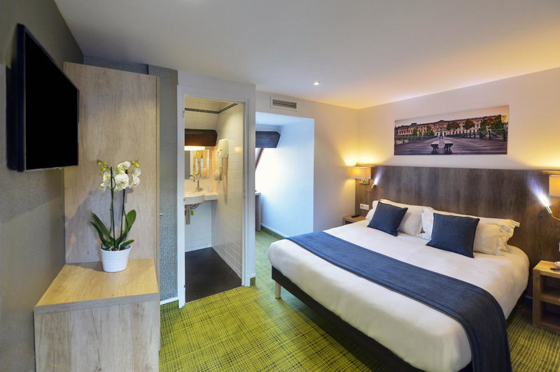 Hôtel Eugénie, Paris, France