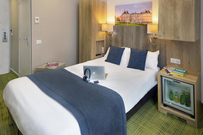 Hôtel Eugénie, Paris, France