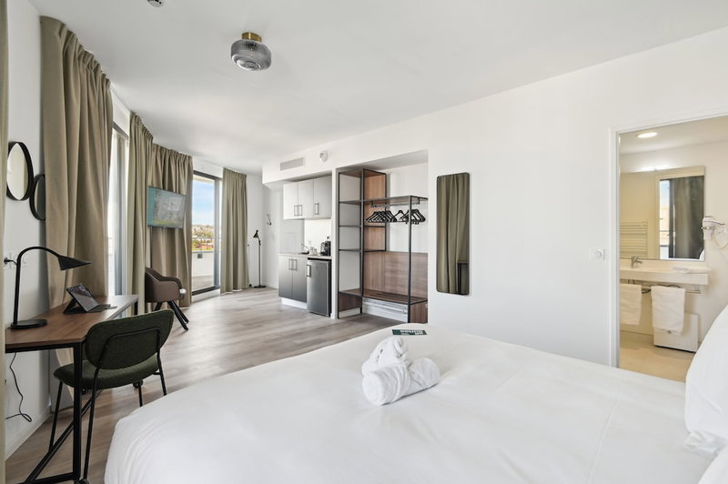 All Suites Appart Hôtel | Paris Ouest - Colombes, Argenteuil, France
