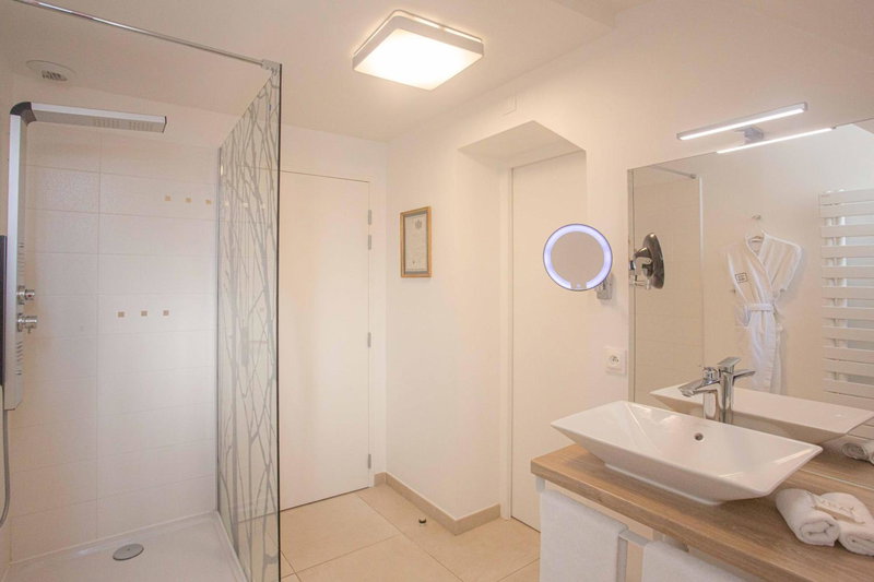 Hôtel Spa - Au Charme Rabelaisien, Saint-Pierre-des-Corps, France