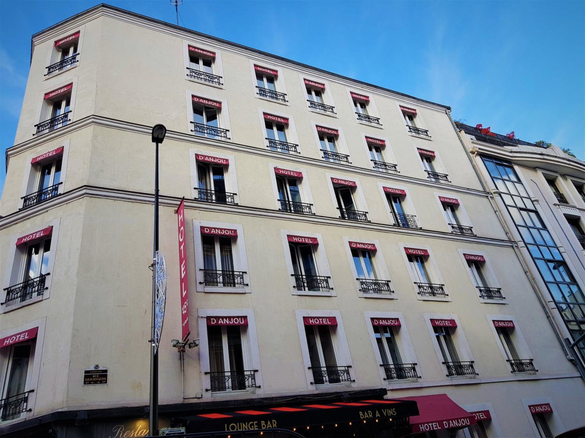 Hotel · Hôtel D'Anjou, Levallois-Perret