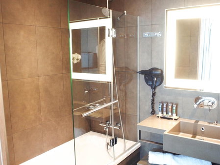Novotel SPA Rennes Centre Gare, Rennes, France