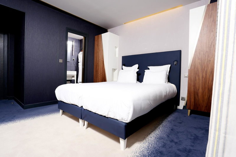 Le Malown, Paris, France
