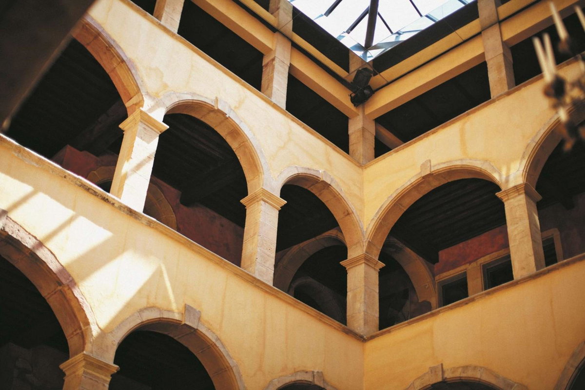 Cour des Loges Lyon, A Radisson Collection Hotel, Франция