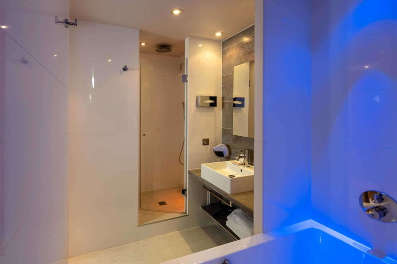 Best Western Plus Le Lavarin Avignon, Avignon, France