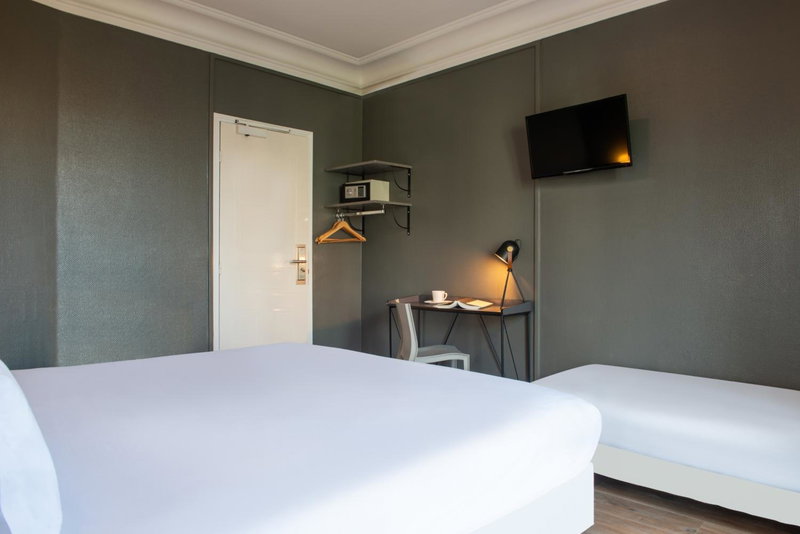 Hôtel Coypel by Magna Arbor, Le Kremlin-Bicetre, France