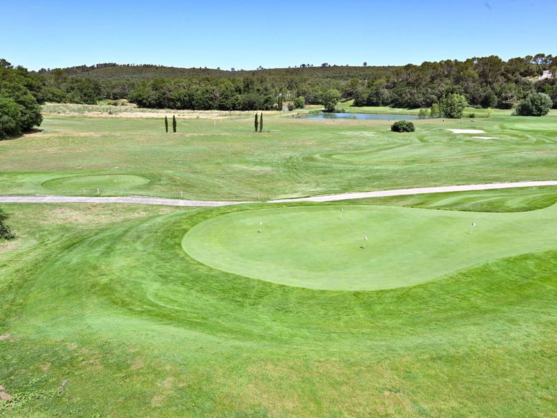 Mercure Brignoles Golf de Barbaroux & Spa, Brignoles, France
