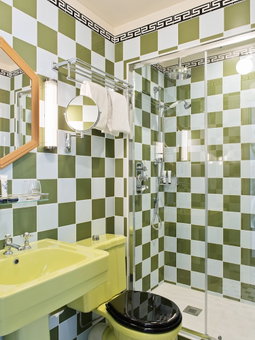 Hôtel Les Deux Gares & Spa, Paris, France