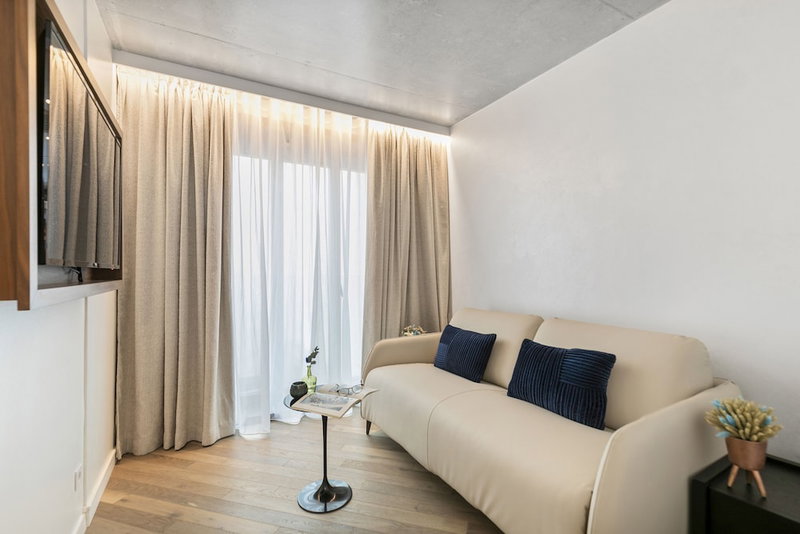 CARD Hôtel, Clichy, France