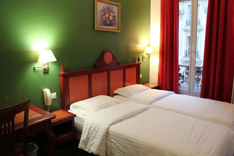 Metropol, Paris, France