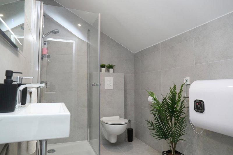 Imperium Rooms Zagreb Airport, Velika Gorica, Croatia