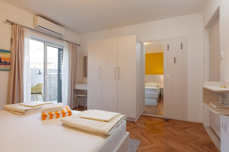 Guest House Damir, Makarska, Croatia