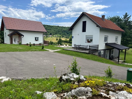 Apartments and Rooms Krizmanic, Smoljanac, Croatia