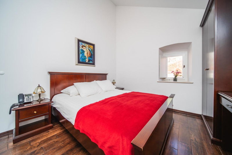 SUNce Palace Apartments with free offsite parking, Dubrovnik, Croatia