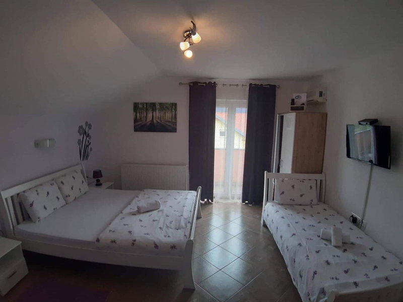 Guest House Mačić, Korenica, Croatia