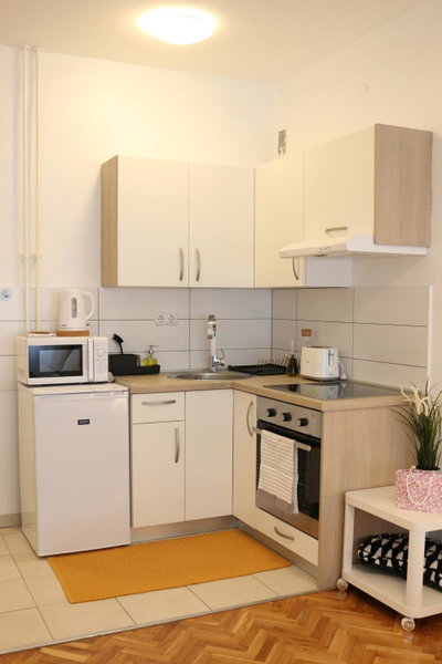 Studio Start, Centar, Croatia