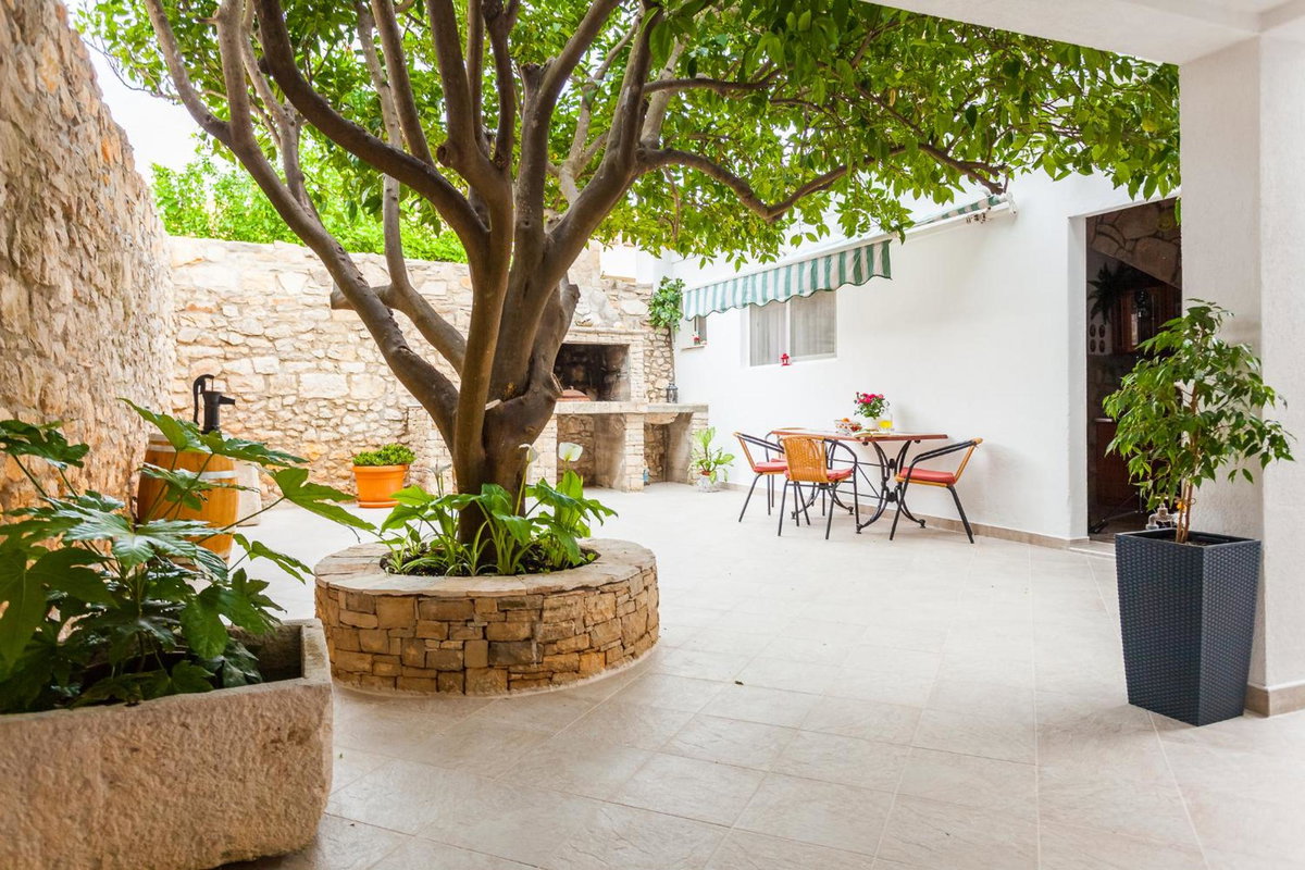Guest House Mara, Croatia