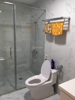 Apartment for rent in Hanoi, Vietnam · The Golden Palm Le Van Luong · 3 rooms, 2 baths