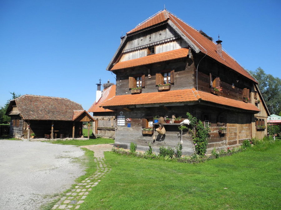 Tradicije Cigoc, Sisak, Croatia