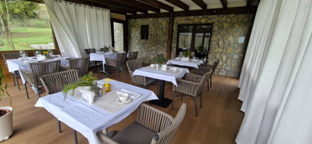 Plitvice Inn, Jezerce, Croatia