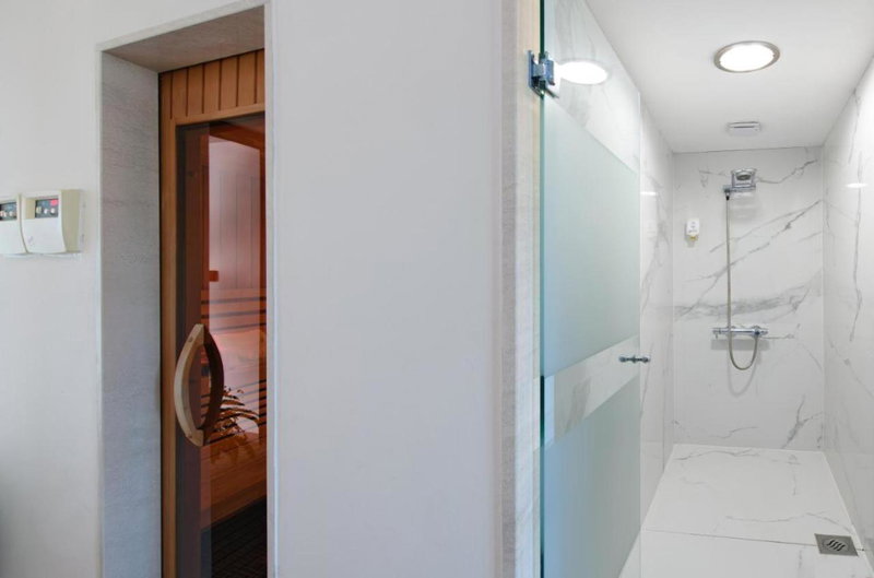 Jona Rooms Podstrana, Solin, Croatia