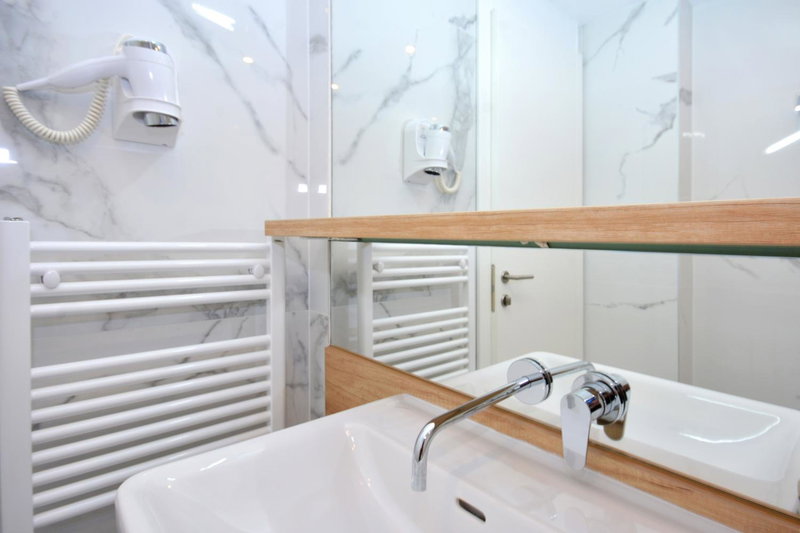 Jona Rooms Podstrana, Solin, Croatia
