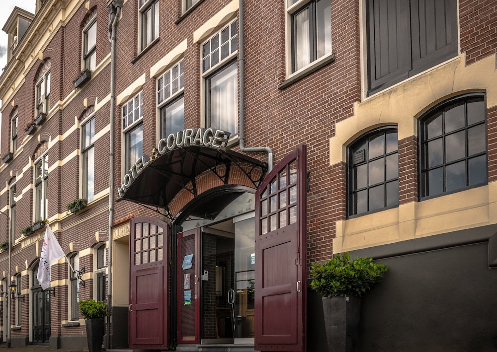 Hotel Courage Waalkade, The Netherlands