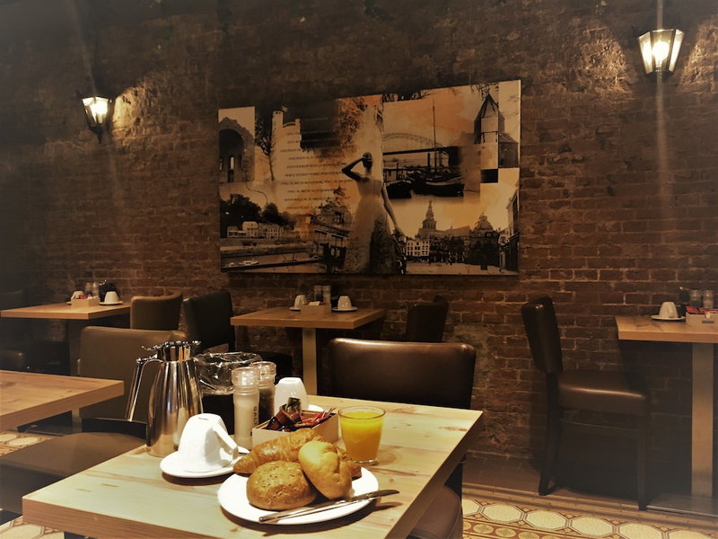 Hotel Courage Waalkade, Nijmegen, The Netherlands