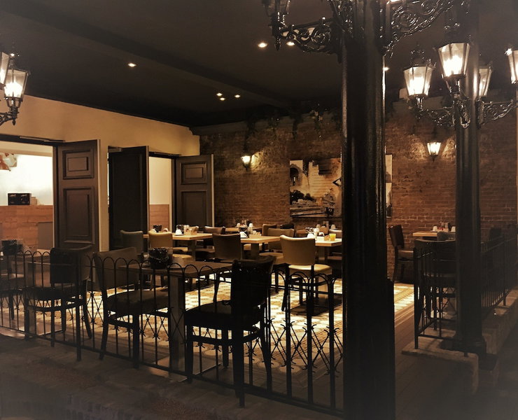 Hotel Courage Waalkade, Nijmegen, The Netherlands