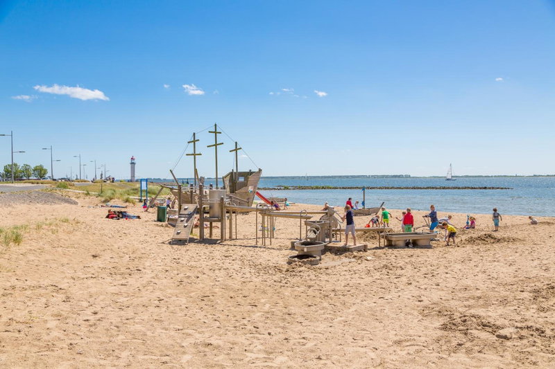 Beachhotel Cape Helius, Hellevoetsluis, The Netherlands