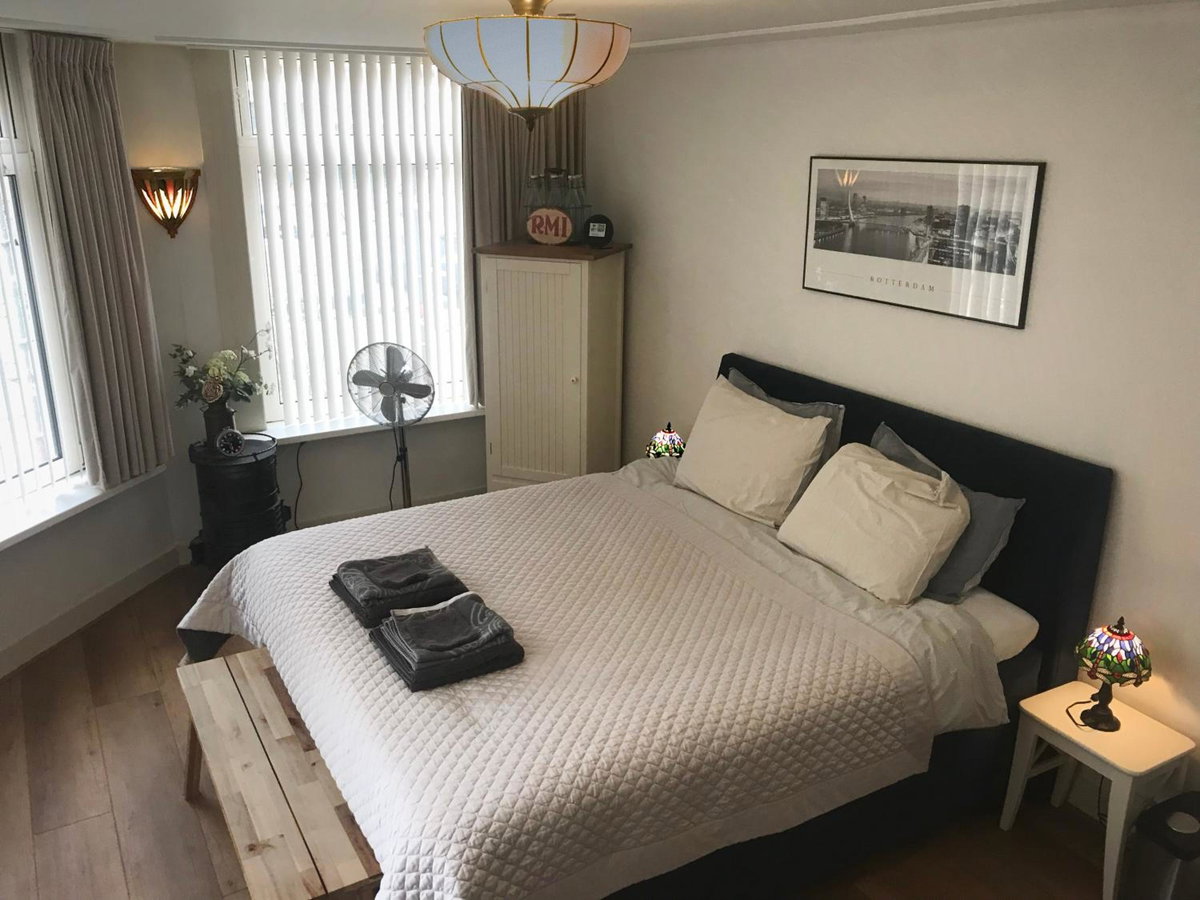 Hotel · Bed and Breakfast Rotterdam, Rotterdam