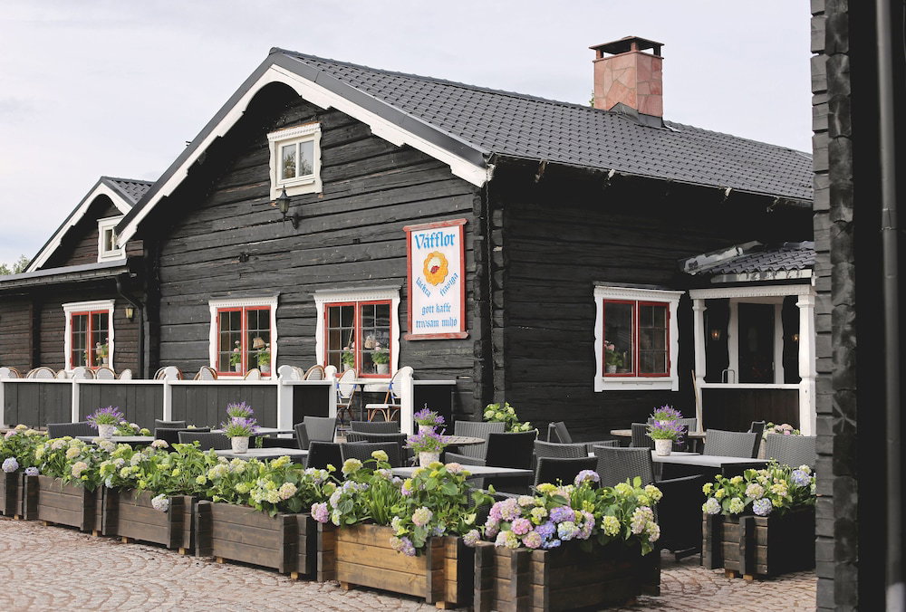 Hotel · Gammelgården Hotell, Salen